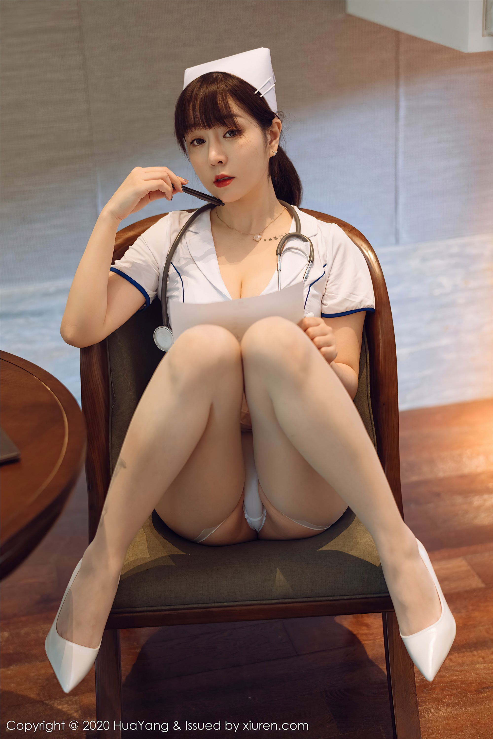 HuaYang花漾 2020.11.27 Vol.330 王雨纯